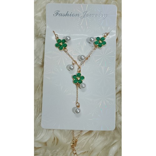 Green Clover Necklace Set